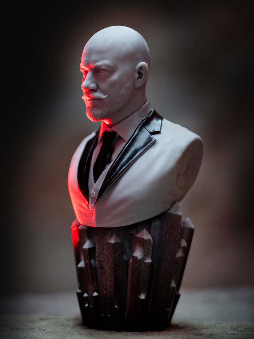 Printed figure full body